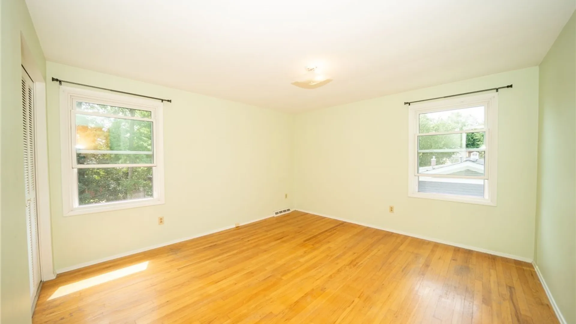 Property at 391 Woodward Crescent, West Seneca, NY 14224 38