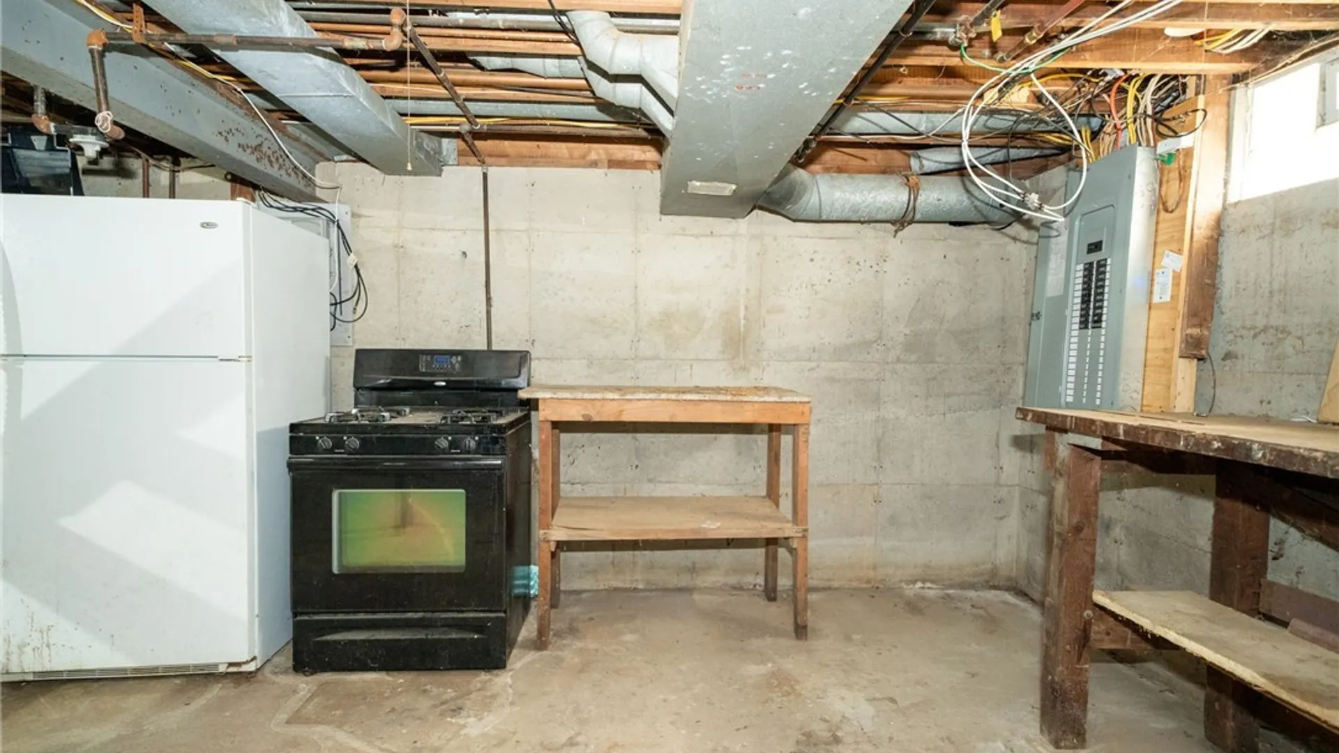 Property at 391 Woodward Crescent, West Seneca, NY 14224 41