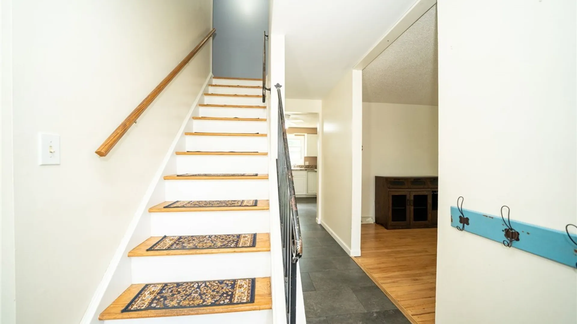 Property at 391 Woodward Crescent, West Seneca, NY 14224 42