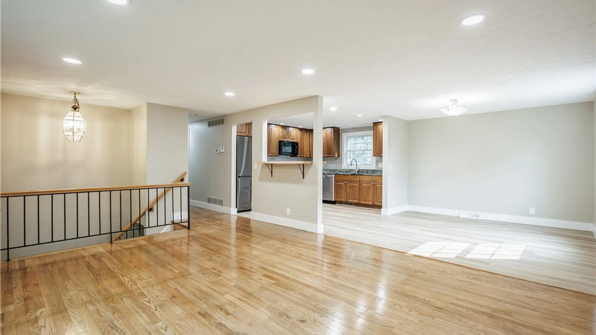 Property at 24 Carriage Court, Pittsford, NY 14534 3