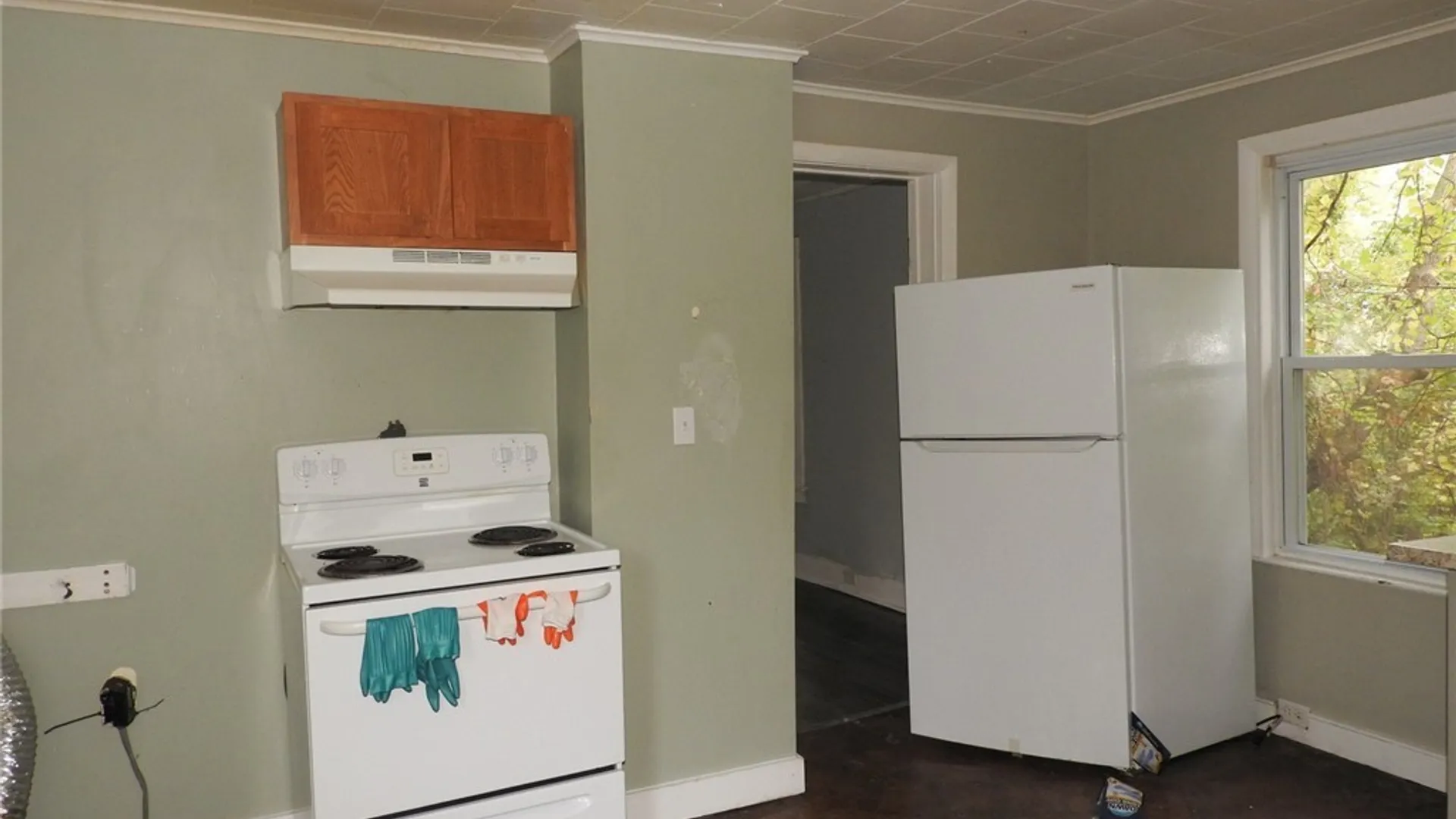 Property at 108 Green Street Place, Syracuse, NY 13203 7