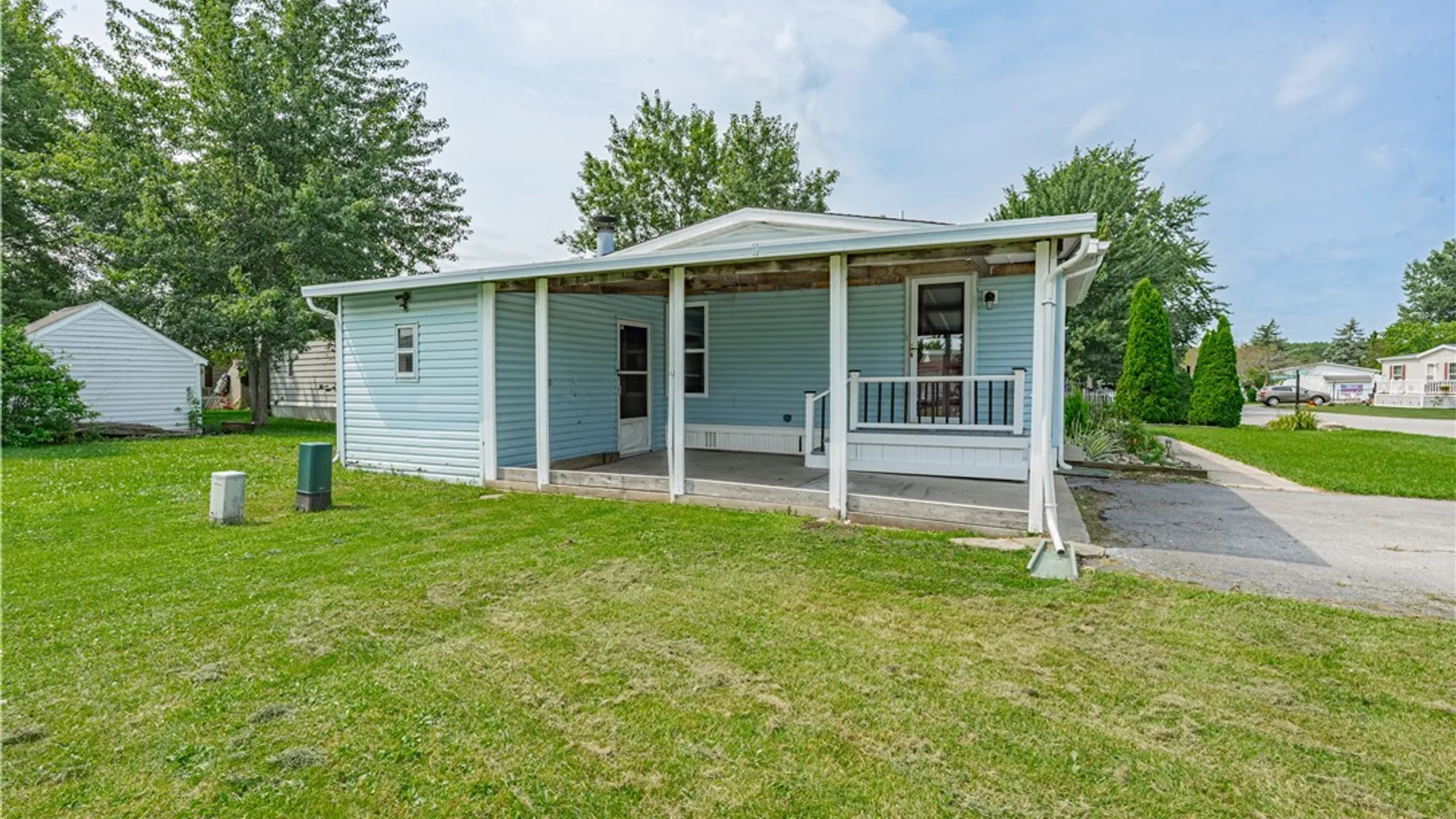 Property at 373 Knotty Pine Drive, Lockport Town, NY 14094 38