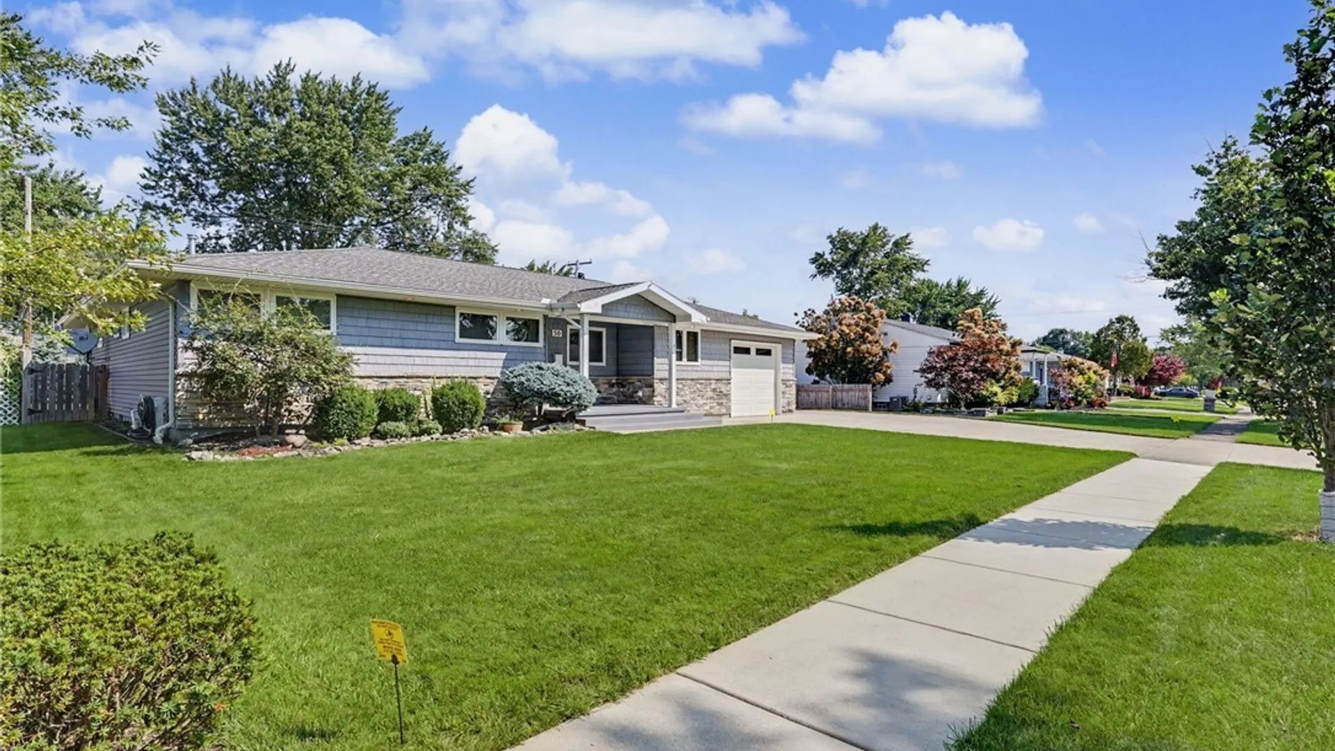 Property at 50 Greentree Road, Tonawanda, NY 14150 3
