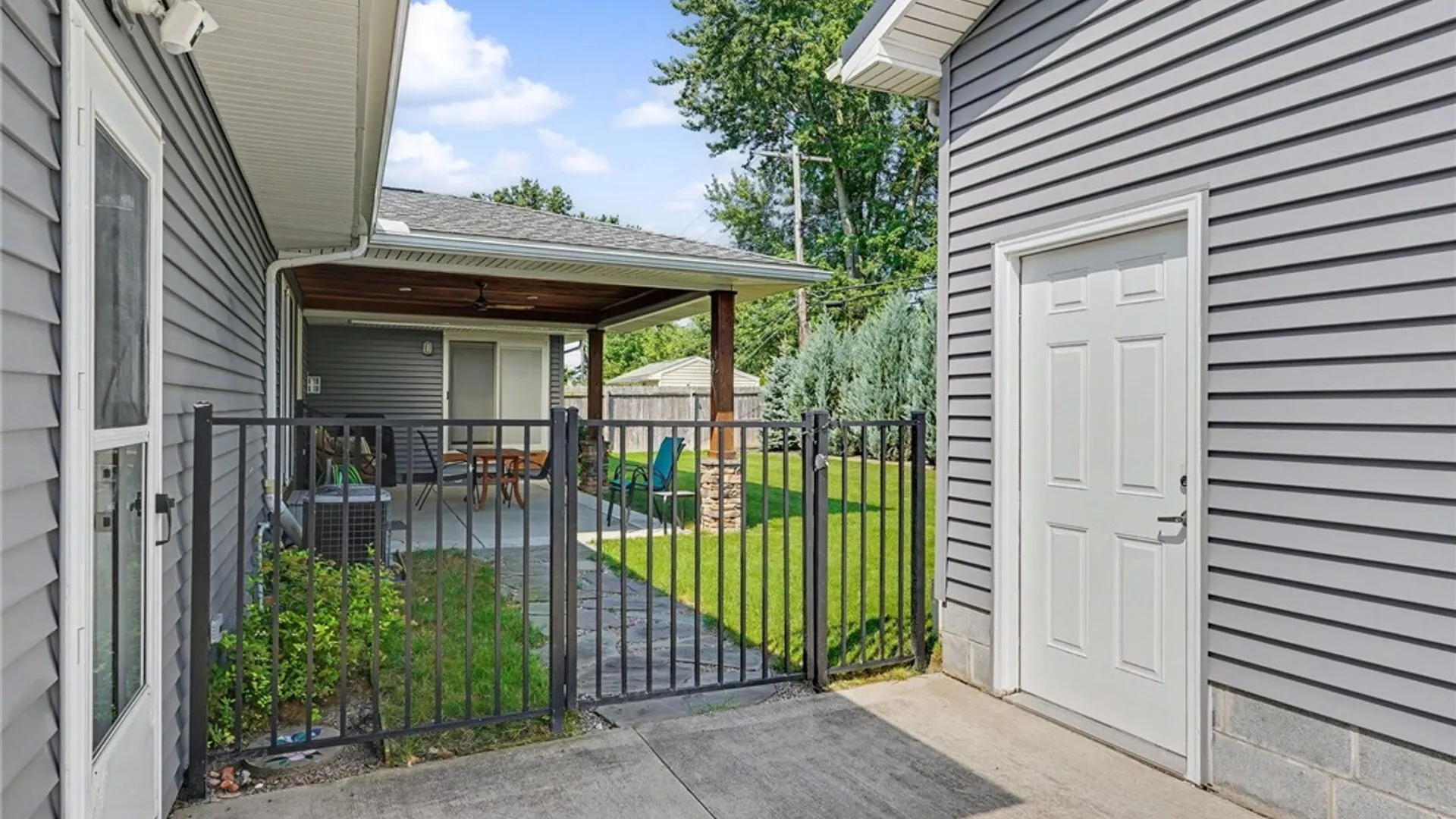 Property at 50 Greentree Road, Tonawanda, NY 14150 34