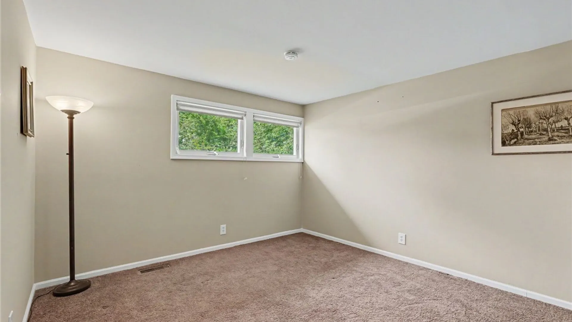 Property at 50 Greentree Road, Tonawanda, NY 14150 22