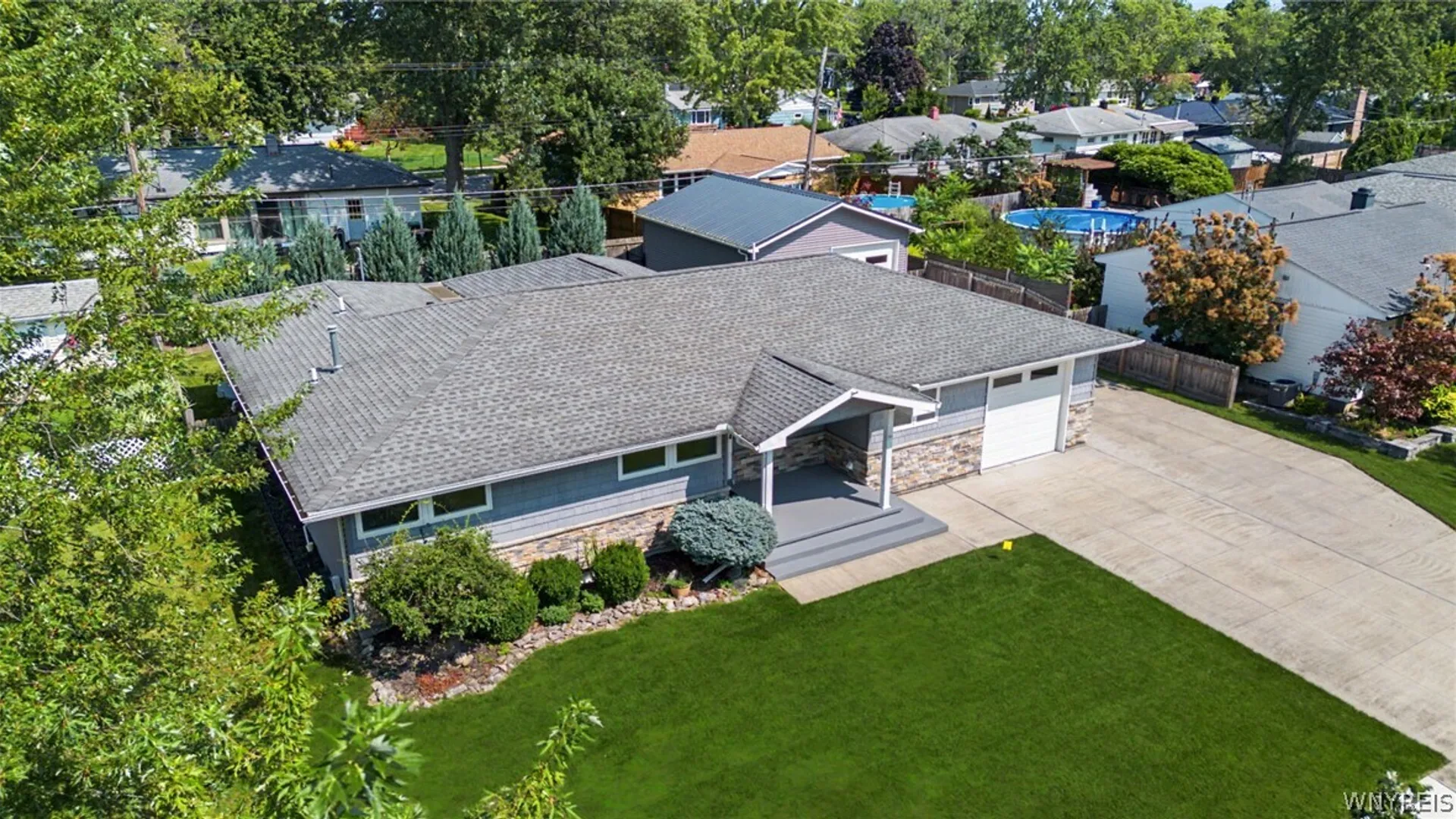 Property at 50 Greentree Road, Tonawanda, NY 14150 47