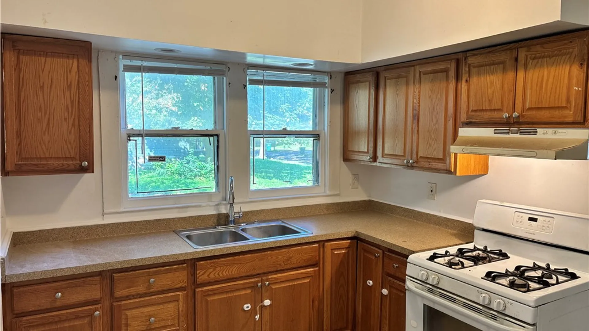 Property at 361 Brooks Avenue, Rochester, NY 14619 13