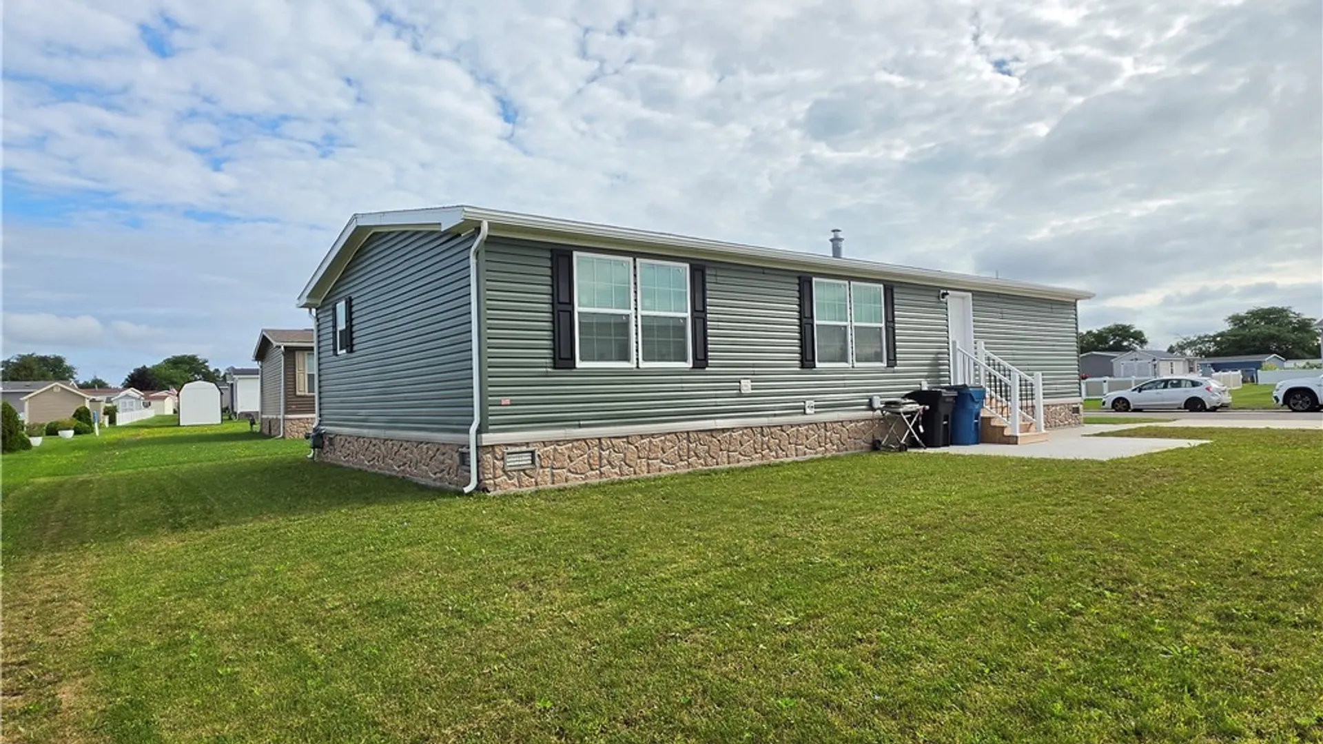 Property at 4307 Hurontario Parkway, Niagara, NY 14304 3
