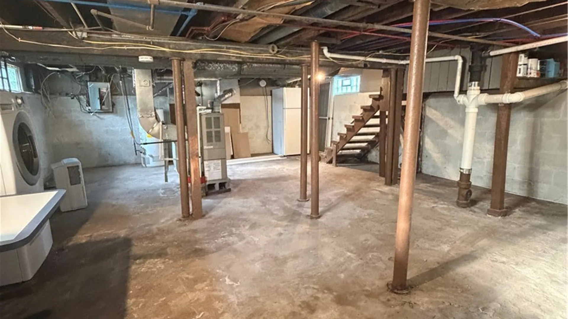 Property at 301 Draper Avenue, Geddes, NY 13219 26