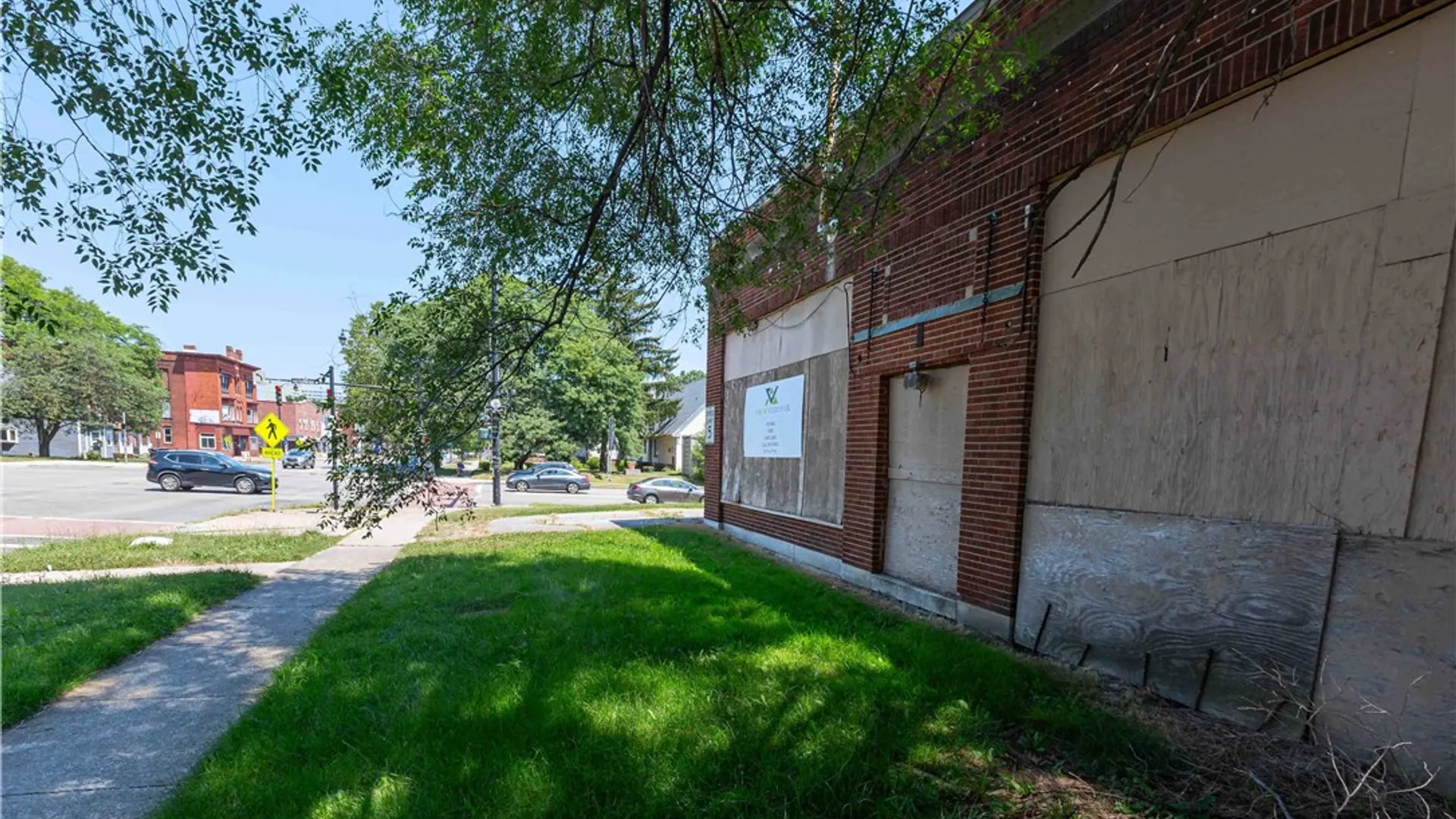 Property at 4322 Lake Avenue, Rochester, NY 14612 3