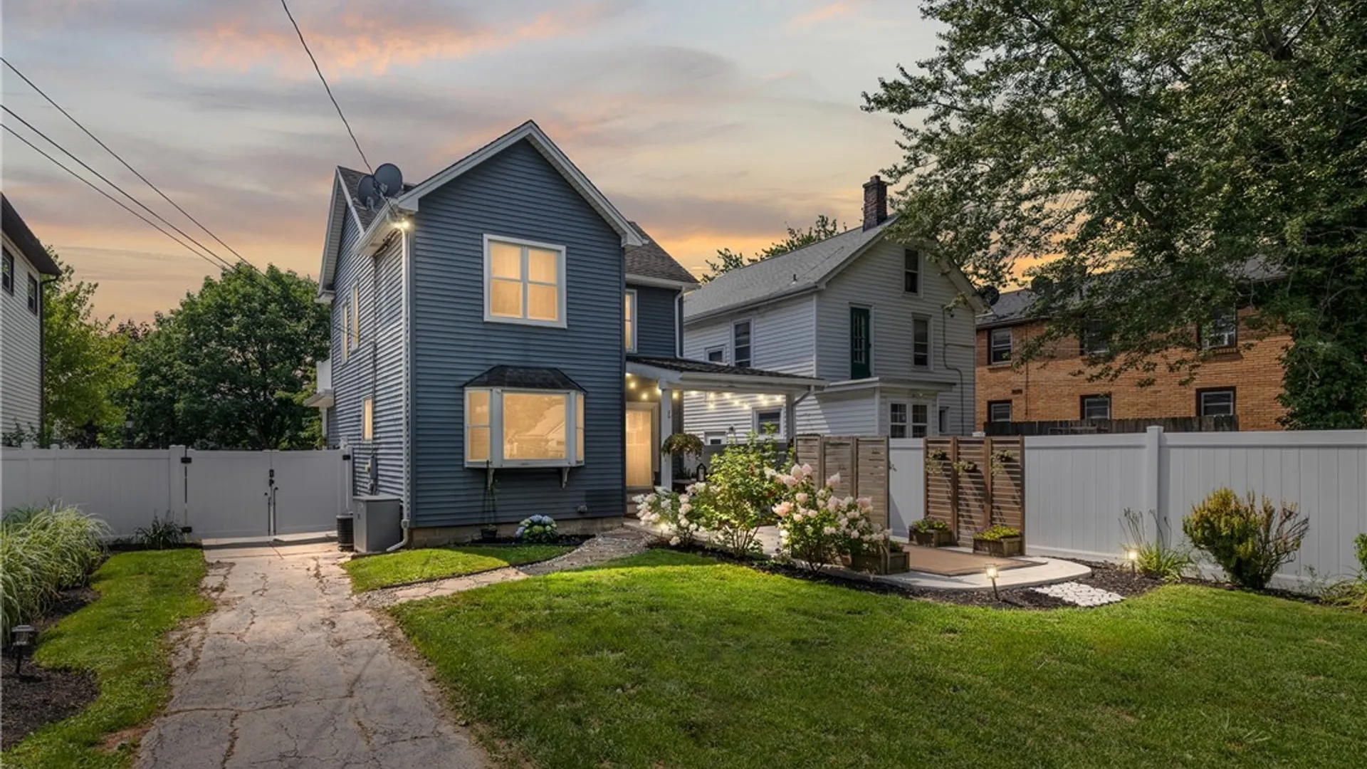 Property at 280 Nassau Avenue, Tonawanda, NY 14217 5