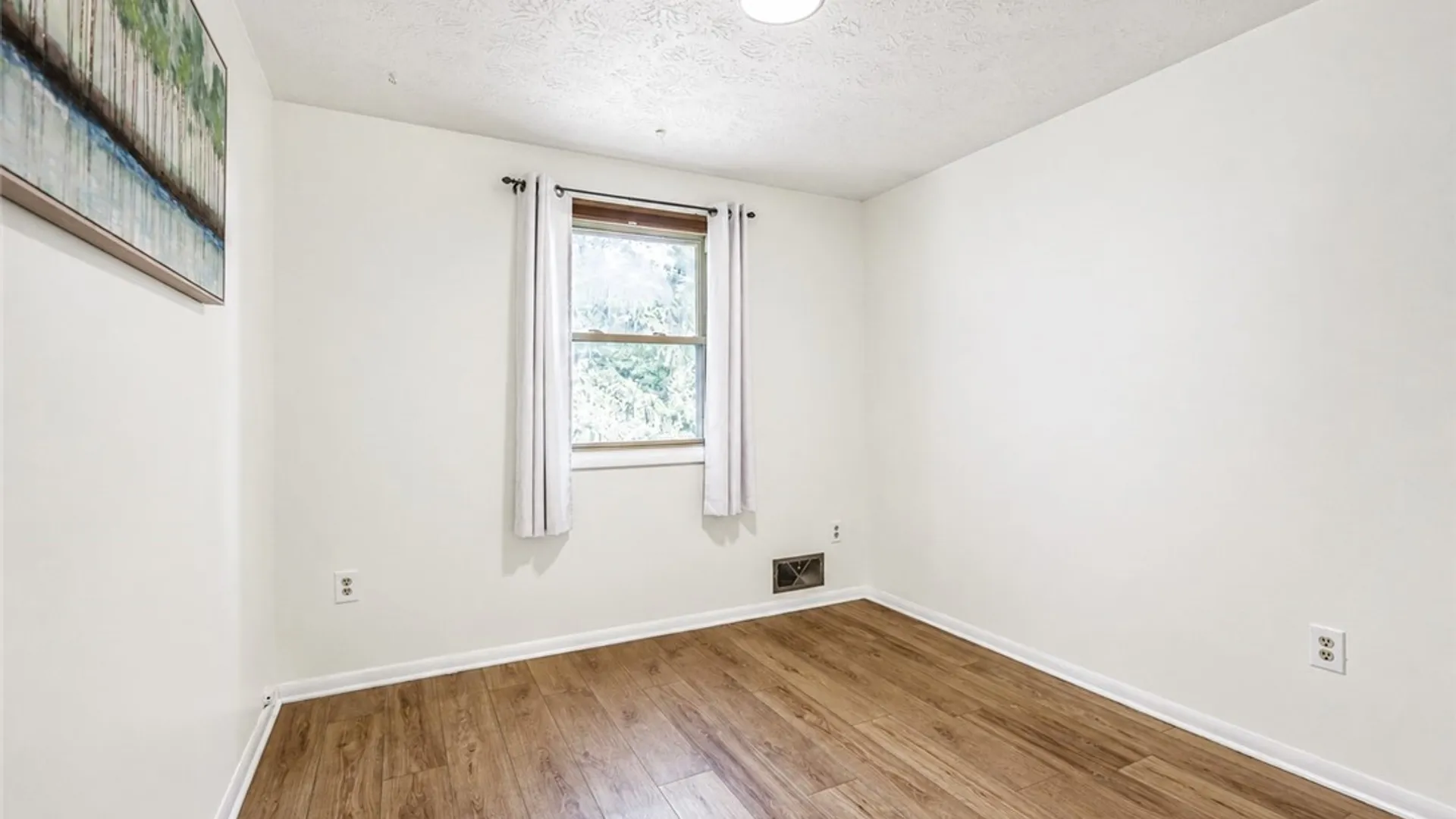 Property at 124 Grandview Lane, Greece, NY 14612 22