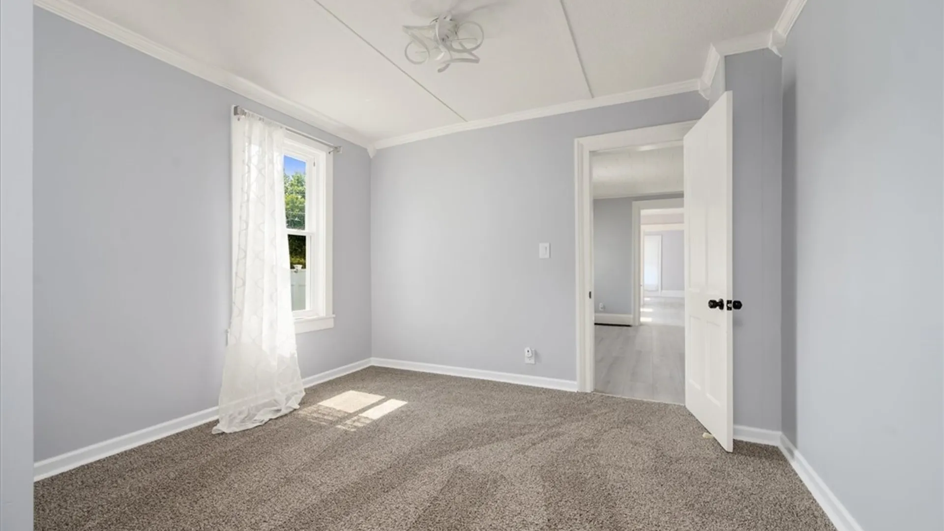 Property at 216 Elm Street, Rome, NY 13440 25