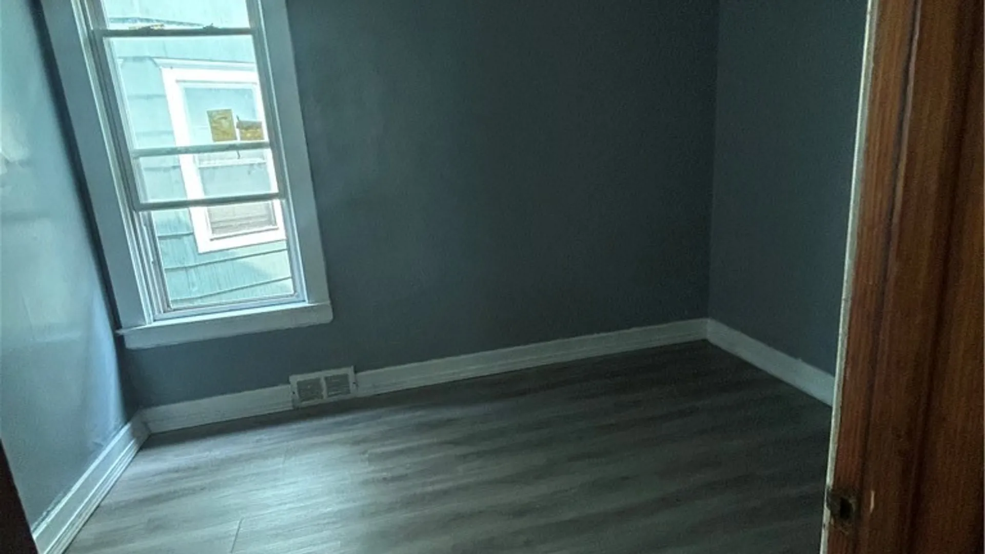Property at 25 Page Street, Buffalo, NY 14207 4
