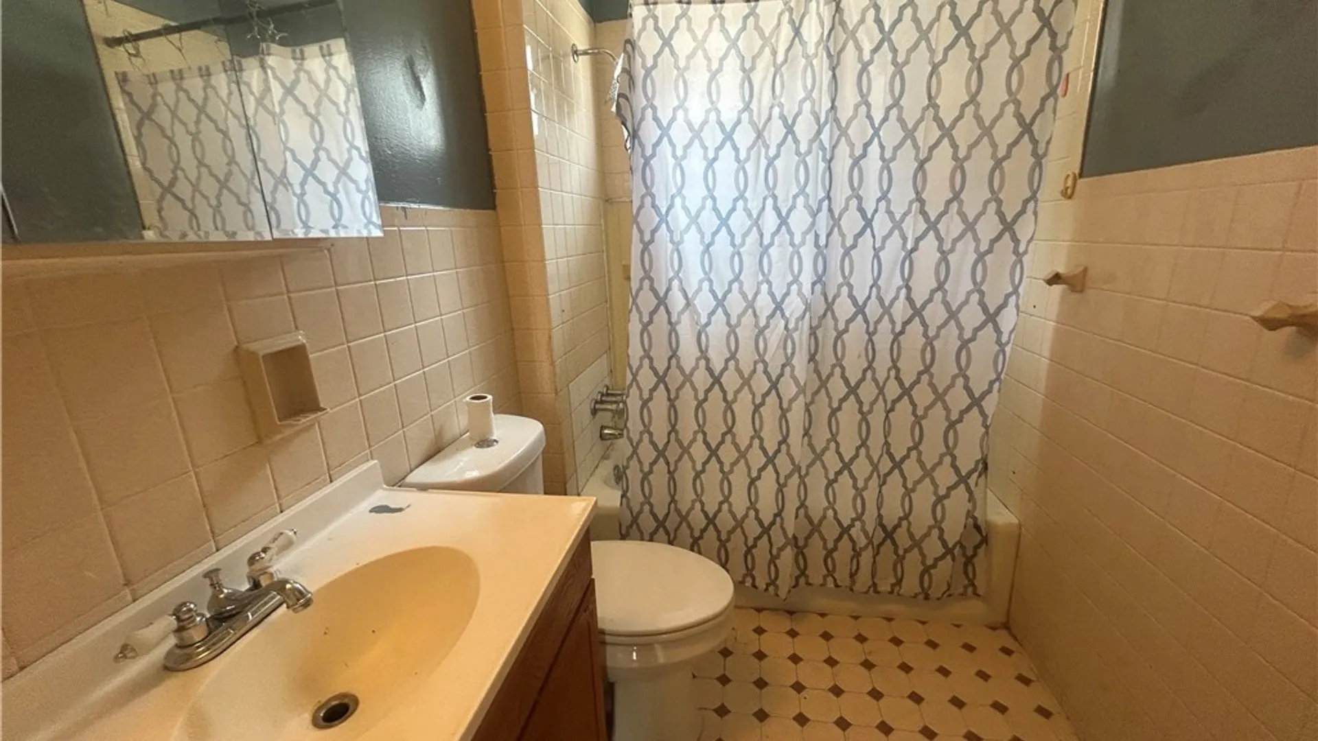 Property at 25 Page Street, Buffalo, NY 14207 5