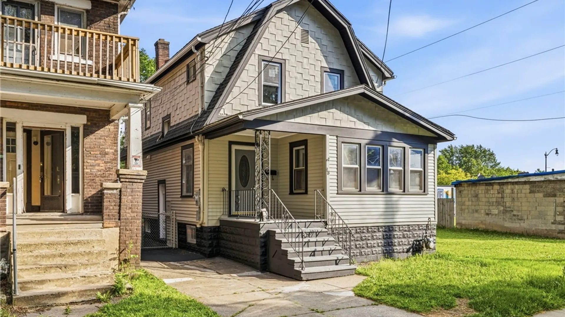 Property at 15 Remoleno Street, Buffalo, NY 14220 3