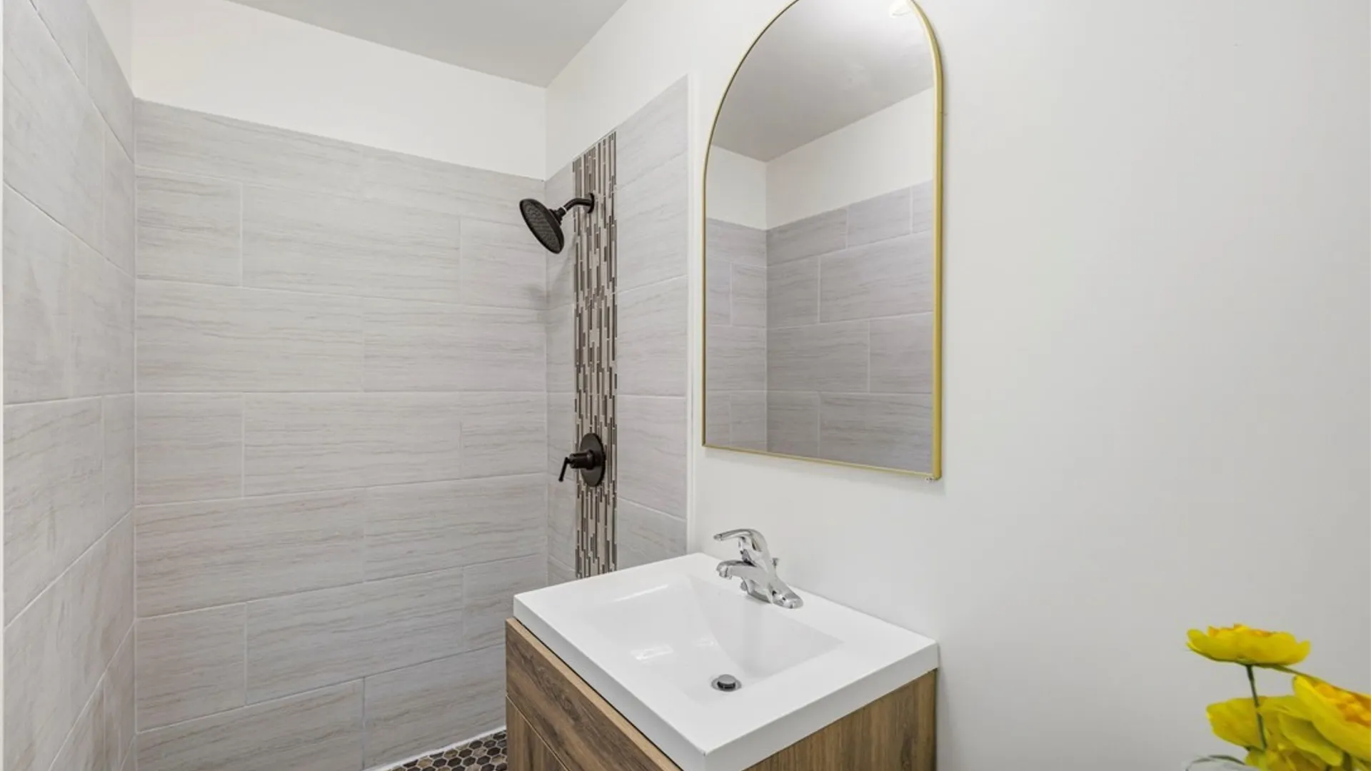 Property at 15 Remoleno Street, Buffalo, NY 14220 20