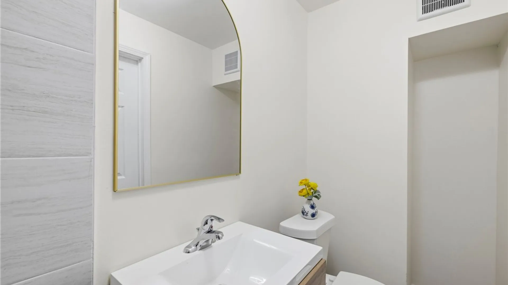 Property at 15 Remoleno Street, Buffalo, NY 14220 21
