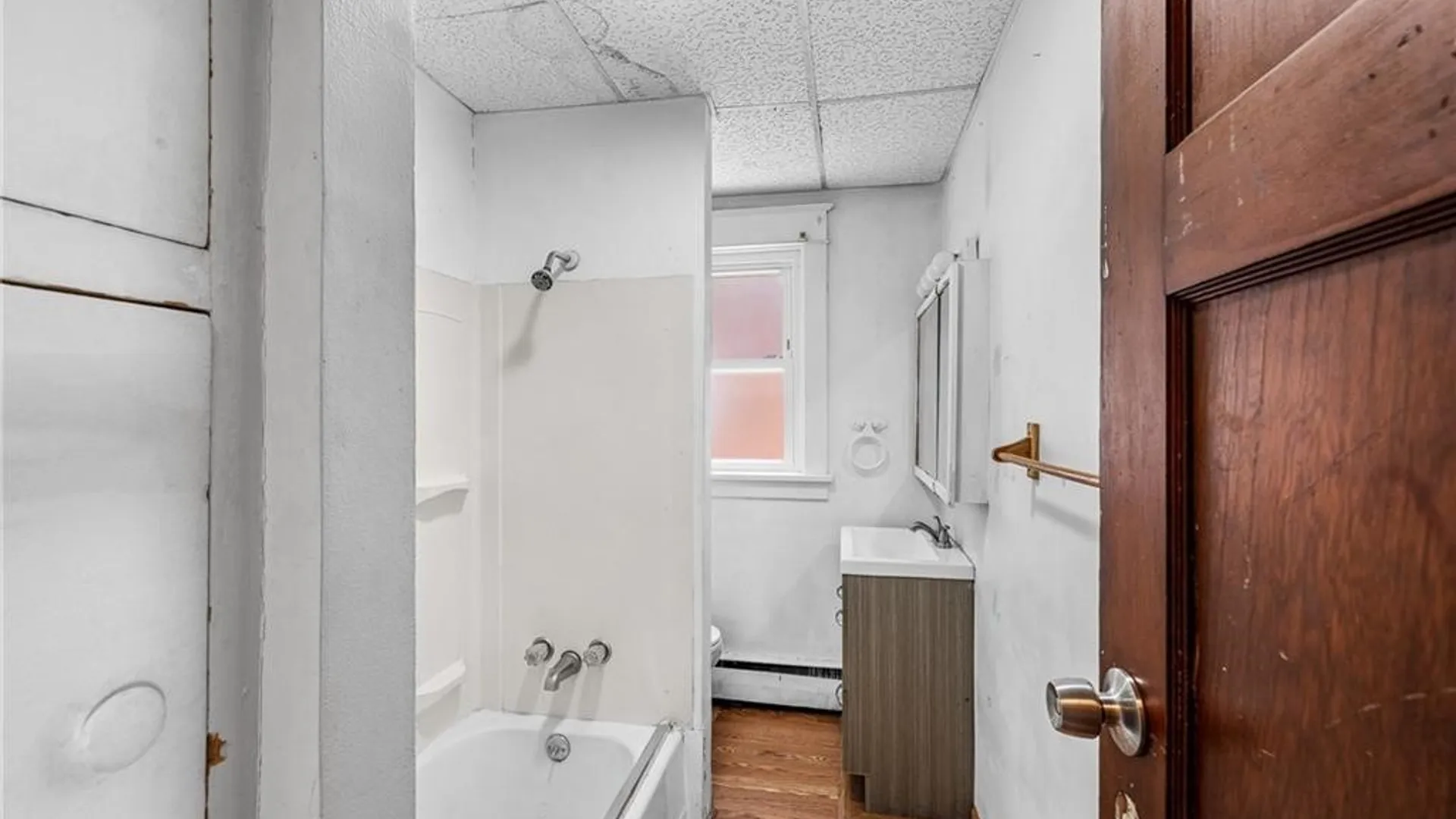Property at 2240 La Salle Avenue, Niagara Falls, NY 14301 7