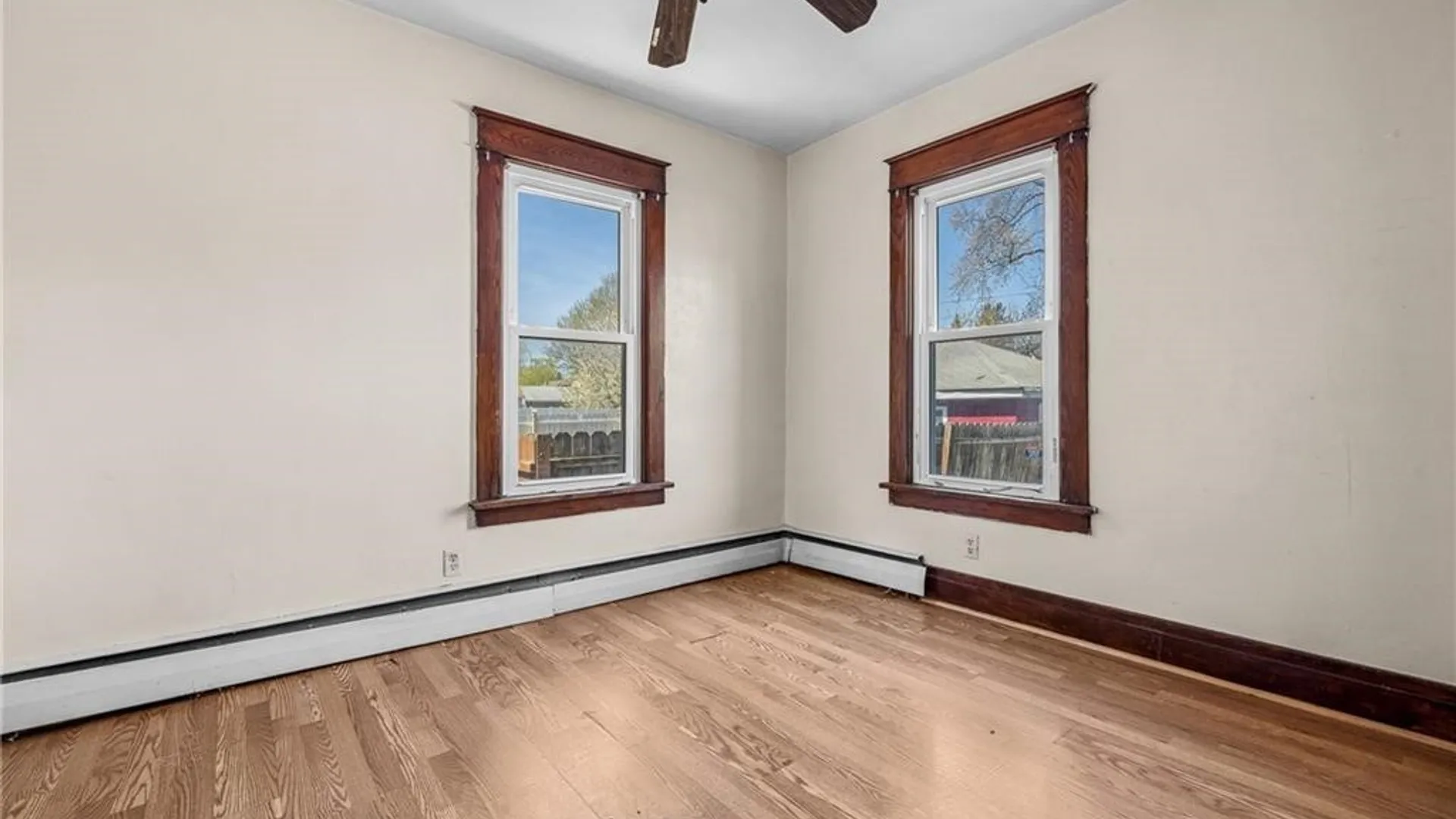 Property at 2240 La Salle Avenue, Niagara Falls, NY 14301 8