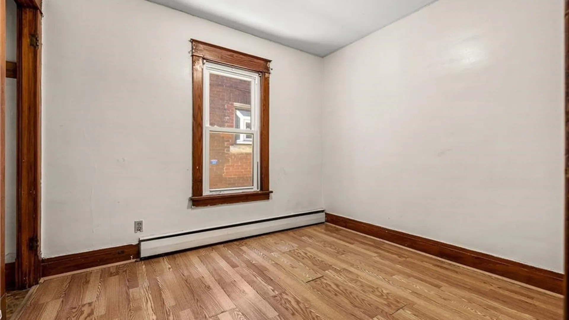 Property at 2240 La Salle Avenue, Niagara Falls, NY 14301 9