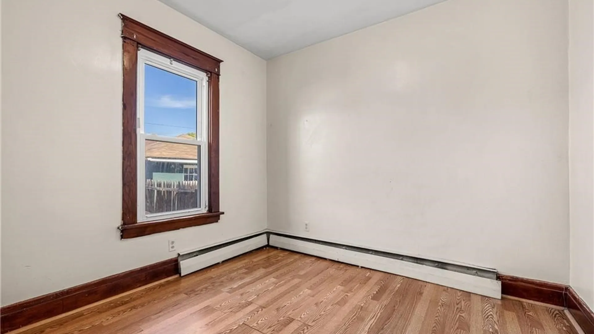 Property at 2240 La Salle Avenue, Niagara Falls, NY 14301 10