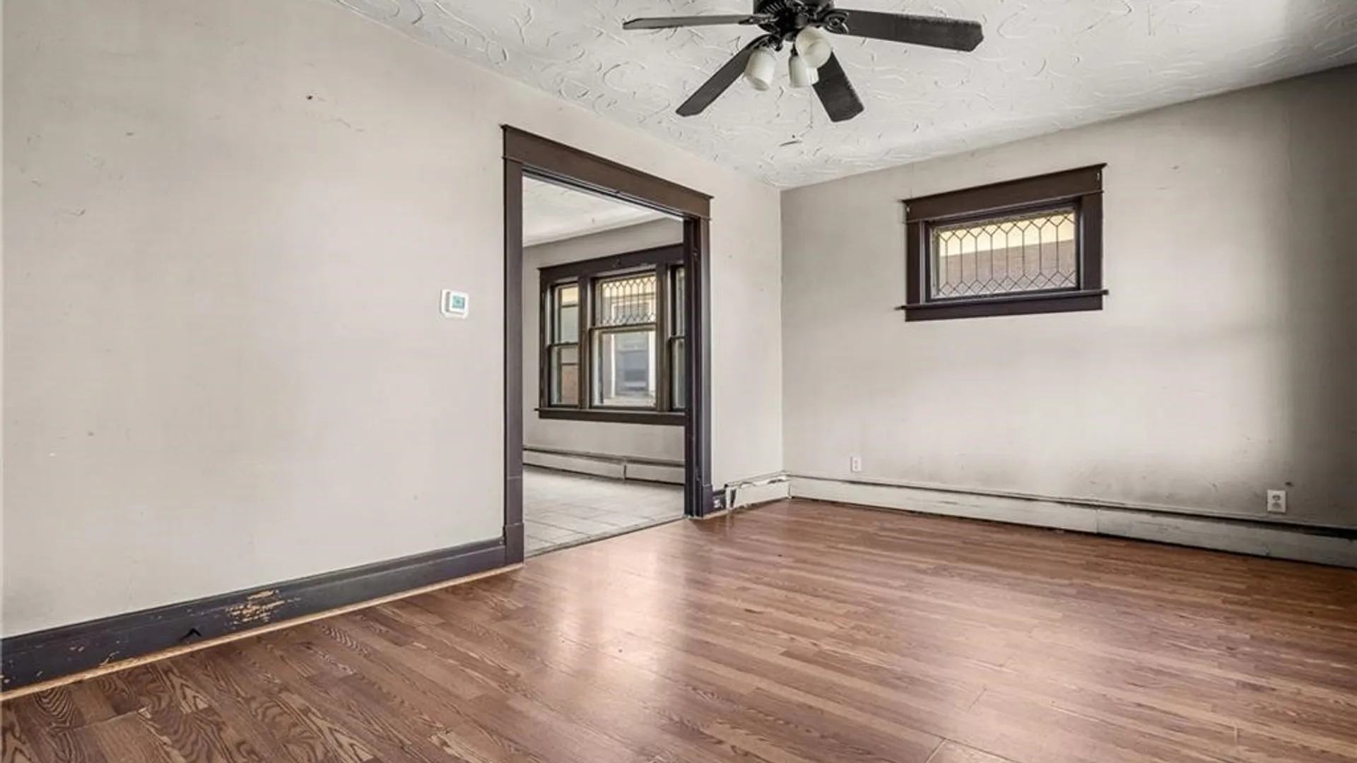 Property at 2240 La Salle Avenue, Niagara Falls, NY 14301 11