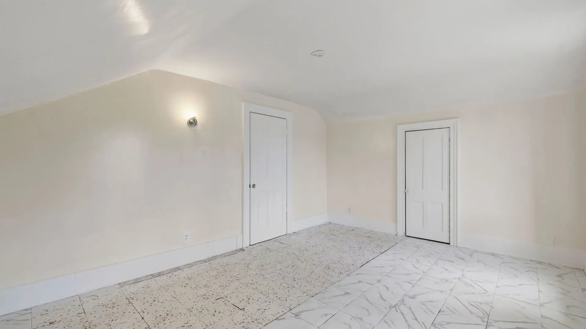 Property at 355 Bristol Street, Buffalo, NY 14206 4
