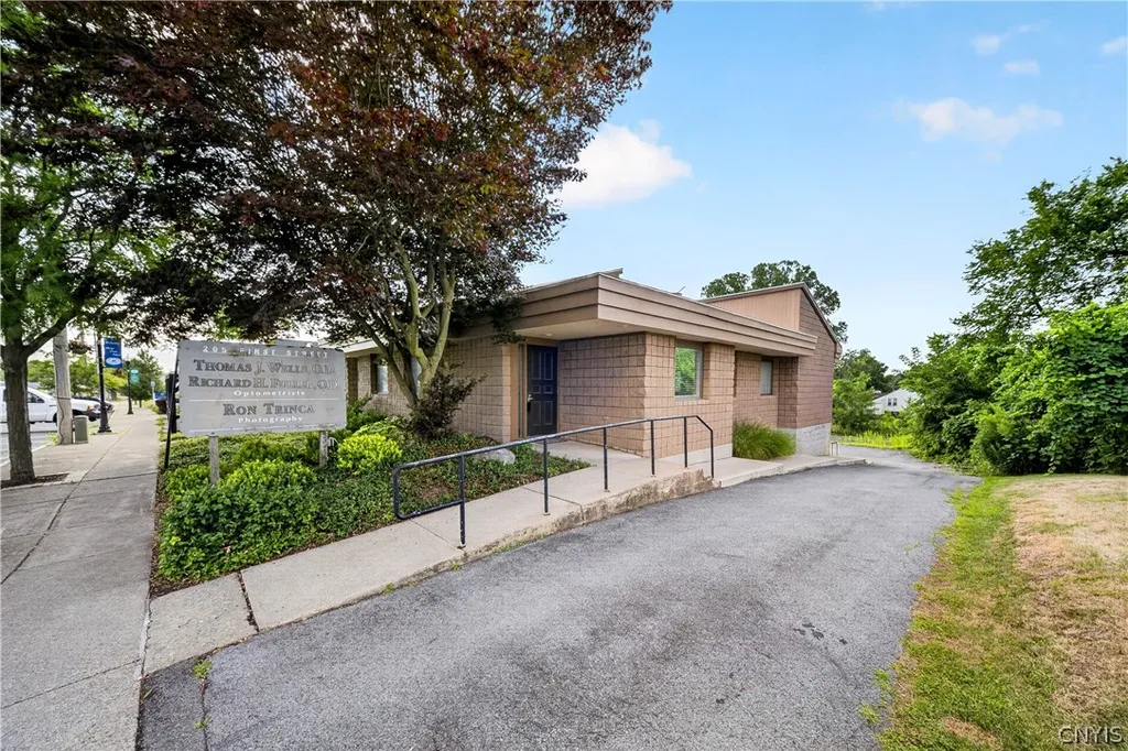 Property at 205 1st Street, Salina, NY 13088