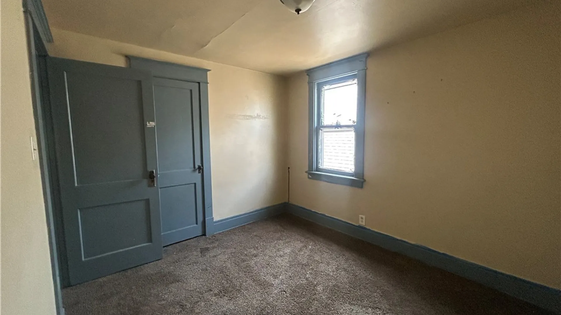 Property at 142 Roesch Avenue, Buffalo, NY 14207 18