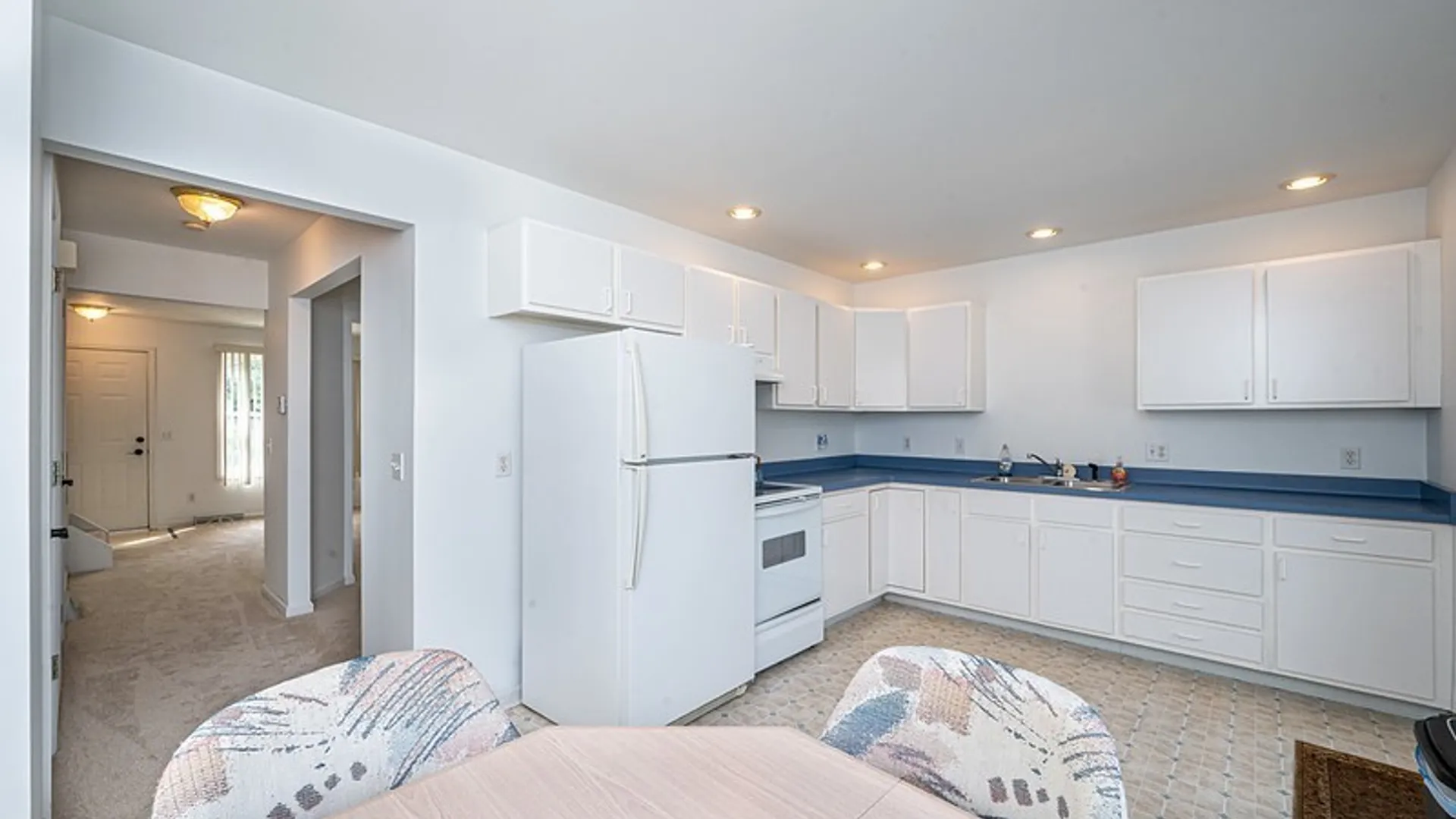 Property at 7 Queens Guard Walk, Tonawanda, NY 14150 13