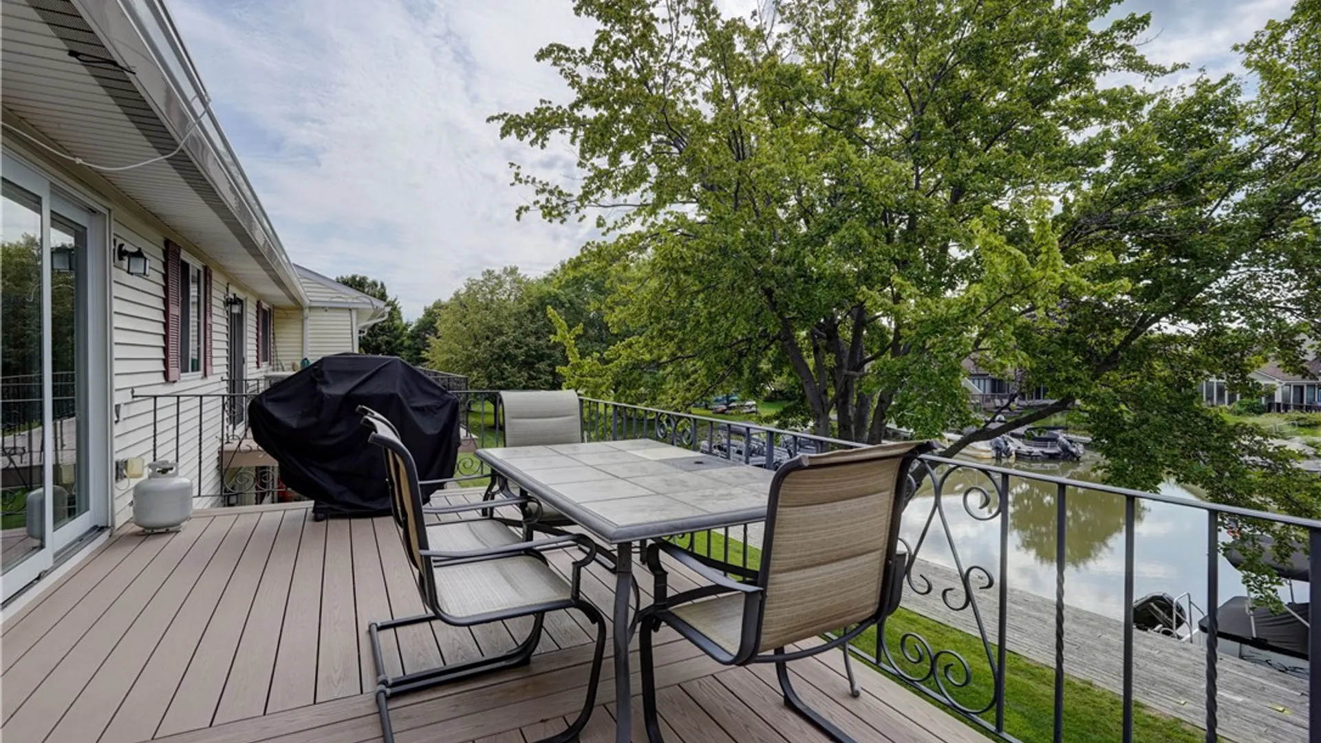 Property at 137 D Holiday Harbour, Canandaigua City, NY 14424 6