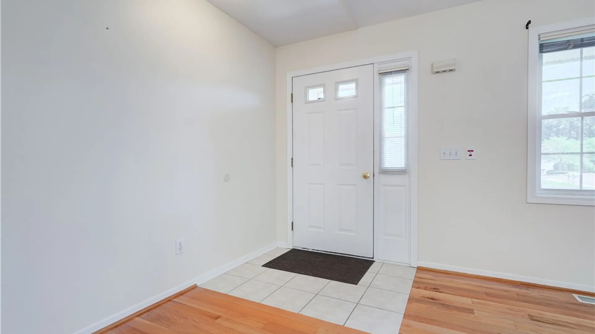 Property at 73 Logans Run, Greece, NY 14626 4