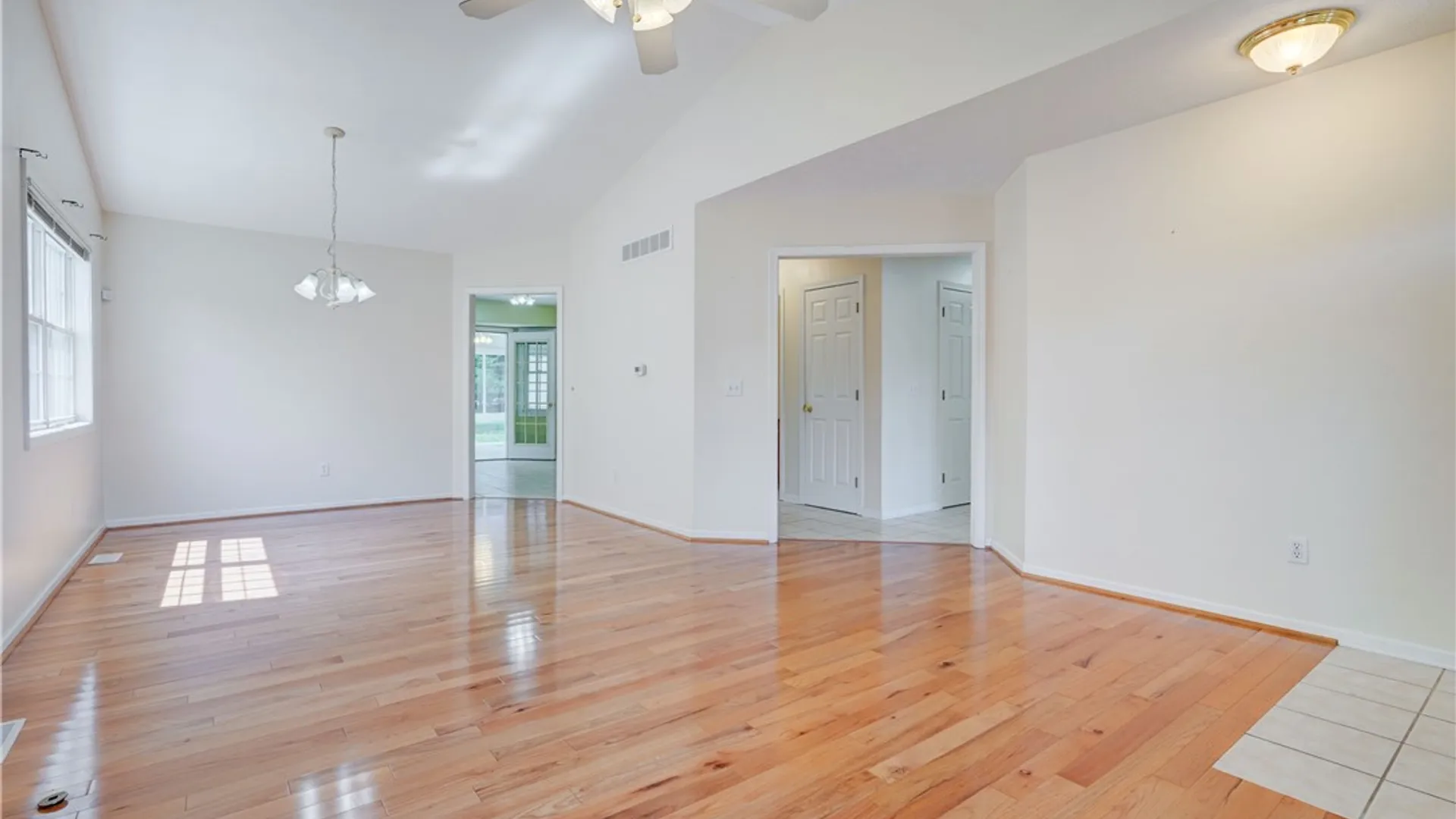 Property at 73 Logans Run, Greece, NY 14626 9