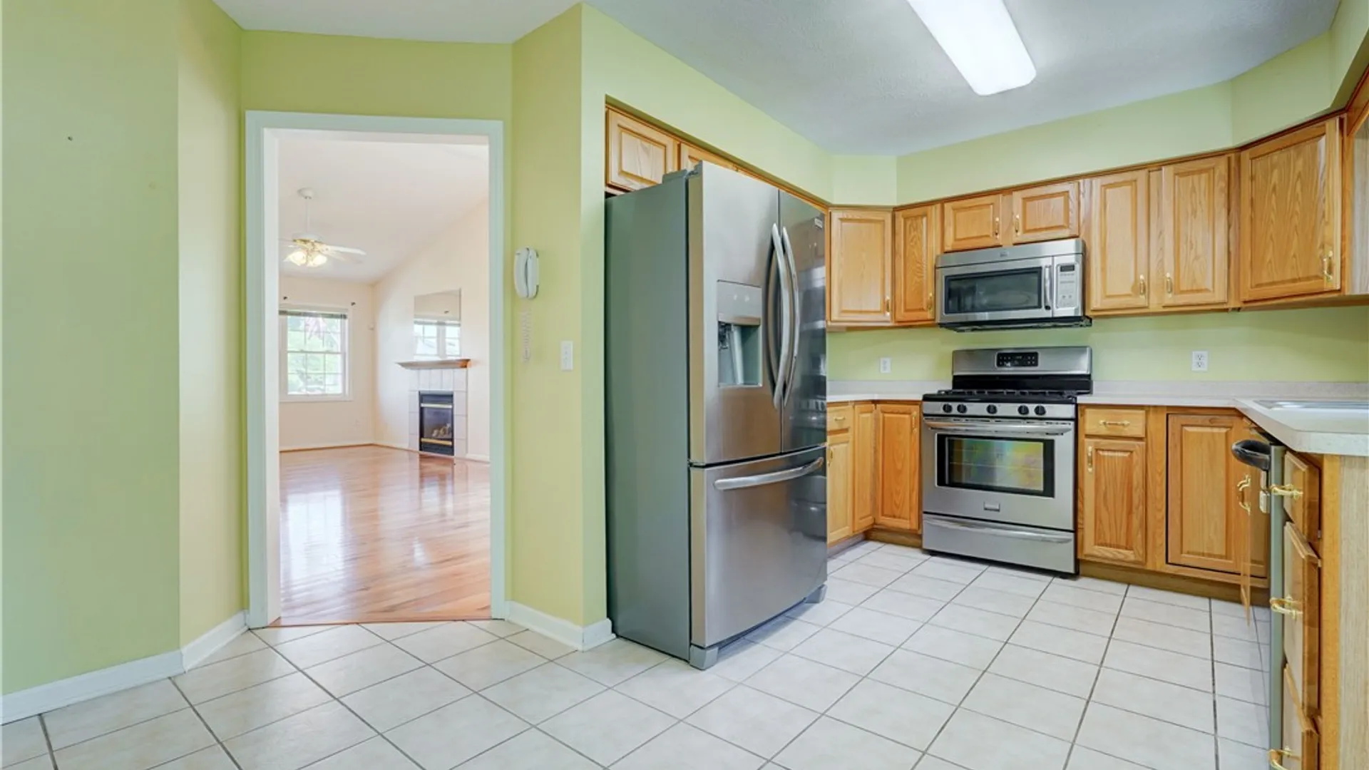 Property at 73 Logans Run, Greece, NY 14626 15