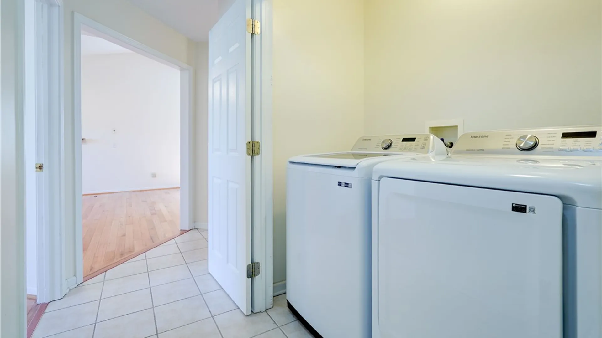 Property at 73 Logans Run, Greece, NY 14626 27