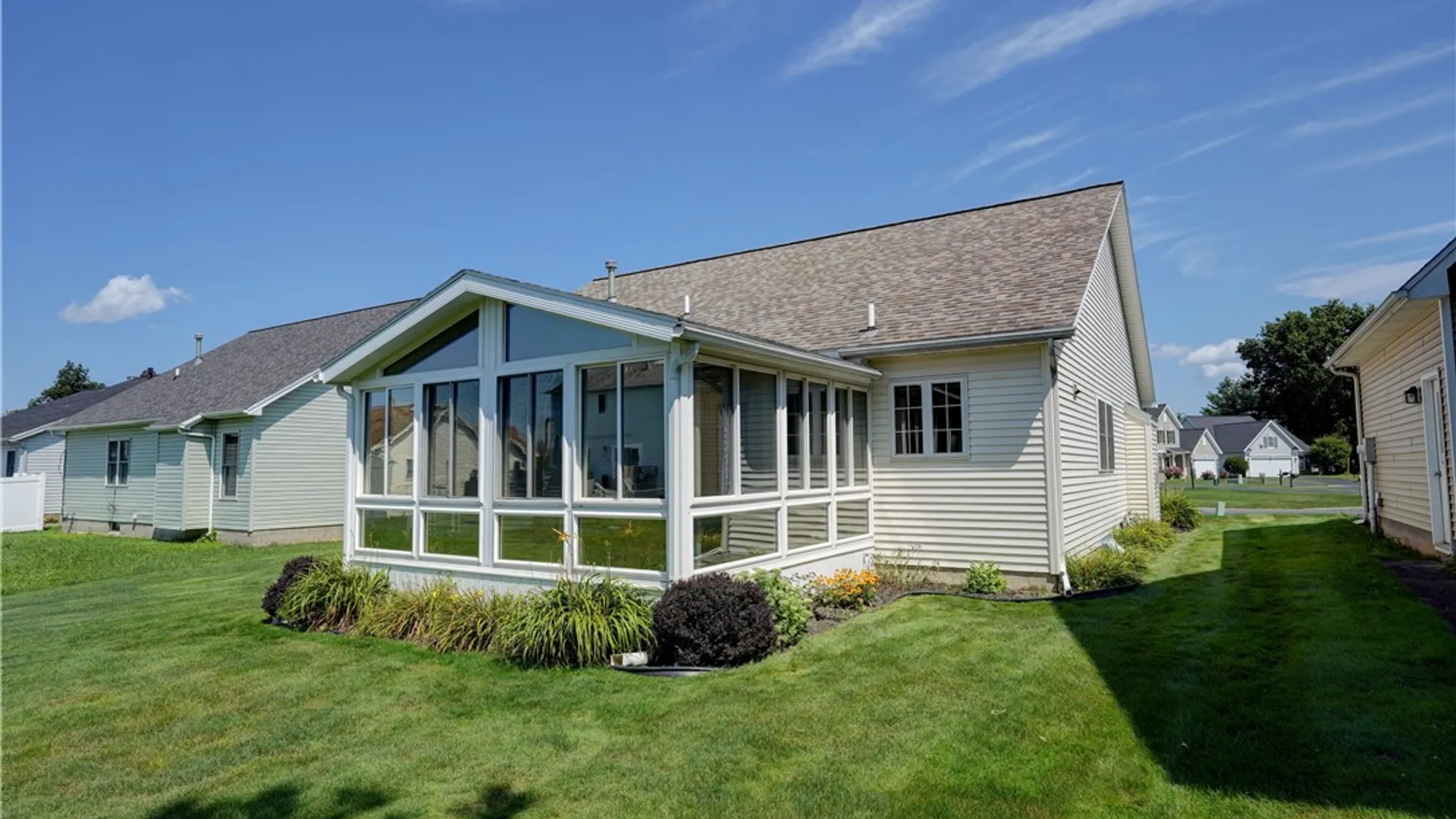 Property at 73 Logans Run, Greece, NY 14626 39