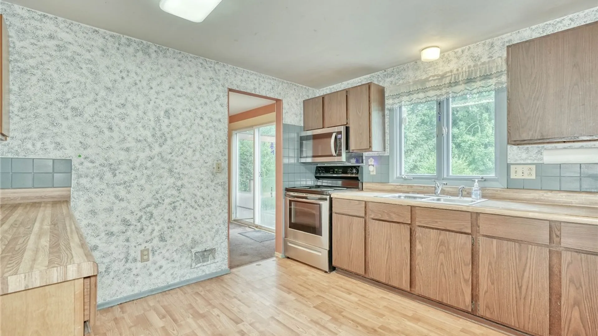 Property at 100 Rodney Lane, Penfield, NY 14625 14