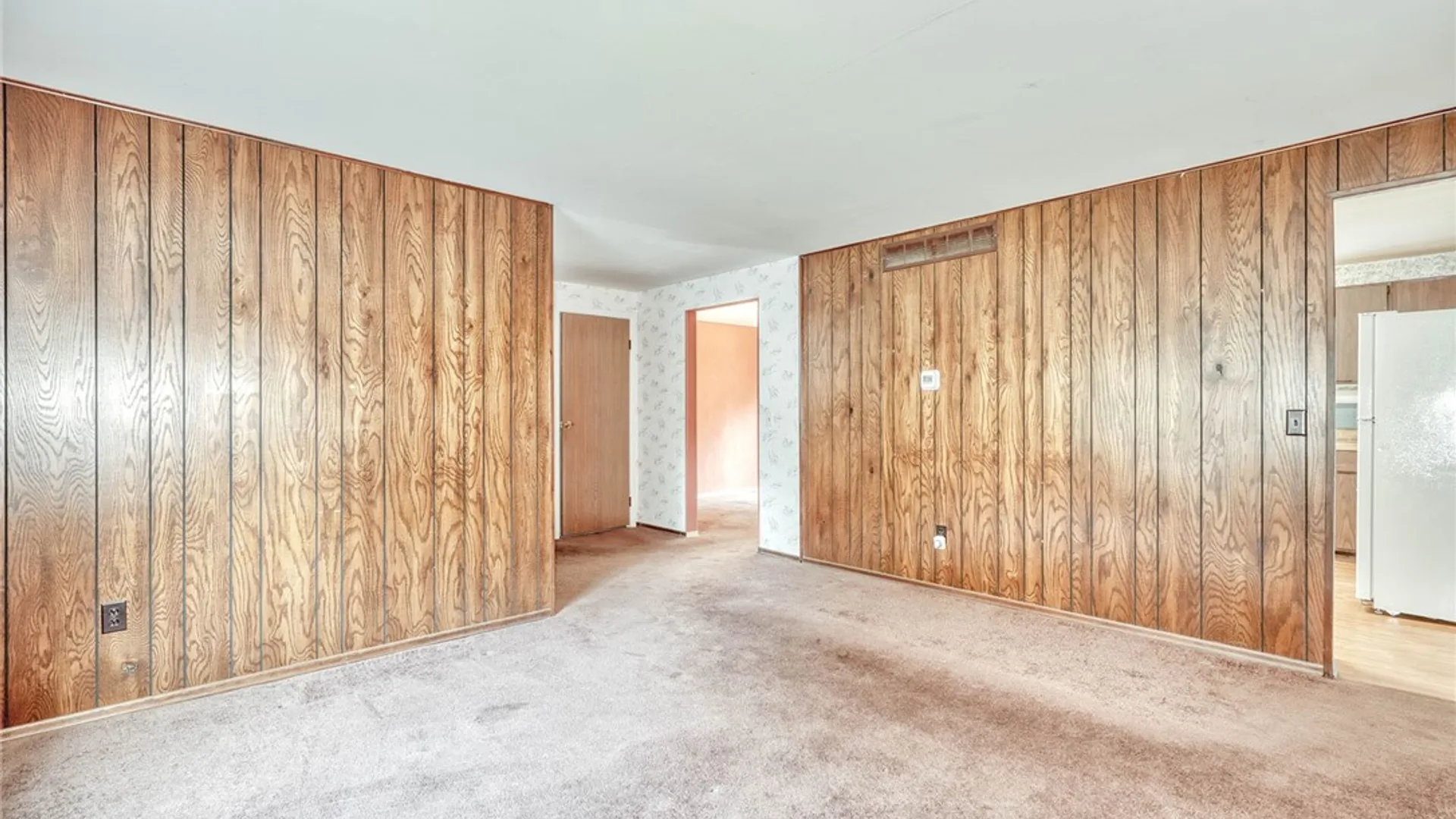 Property at 100 Rodney Lane, Penfield, NY 14625 17