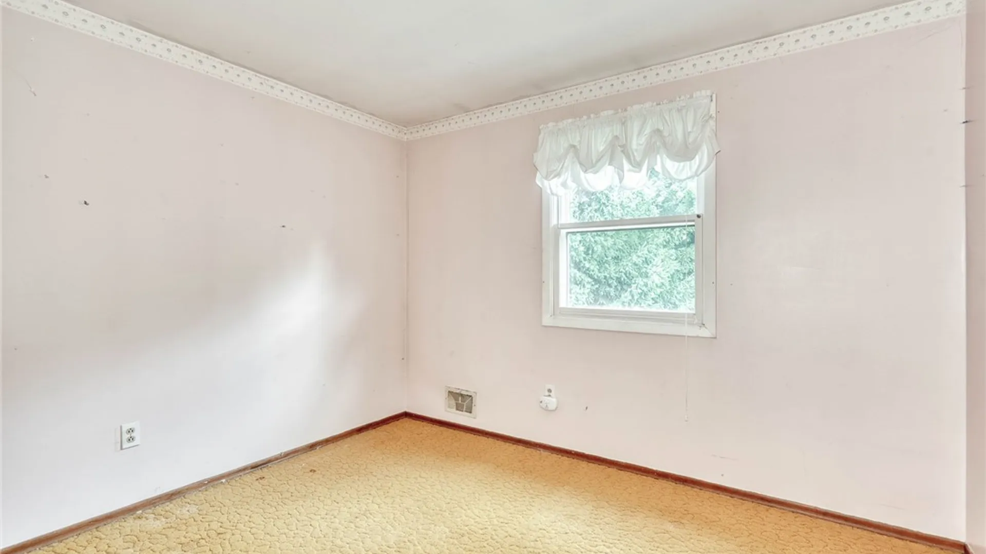 Property at 100 Rodney Lane, Penfield, NY 14625 27