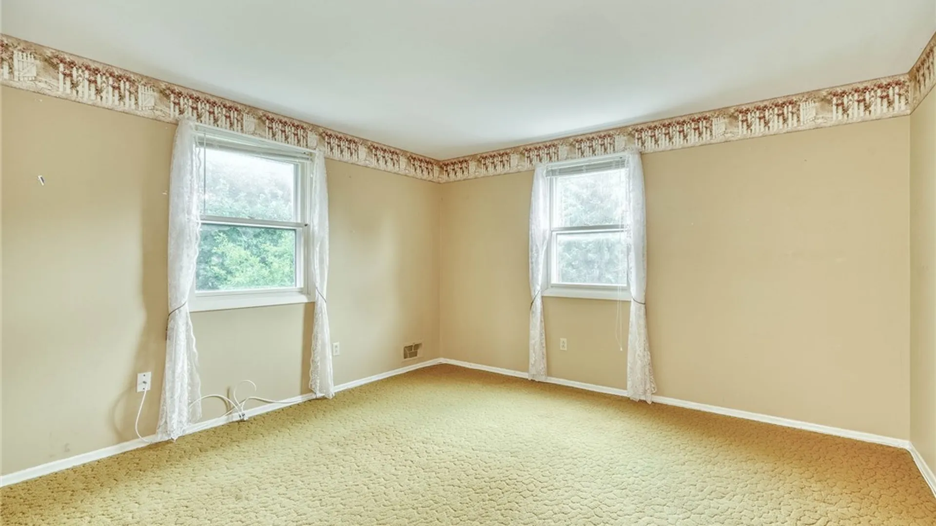 Property at 100 Rodney Lane, Penfield, NY 14625 30