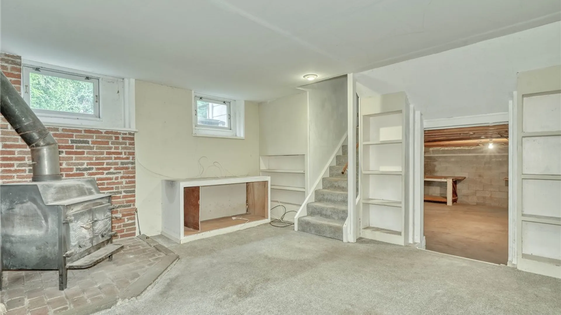 Property at 100 Rodney Lane, Penfield, NY 14625 34