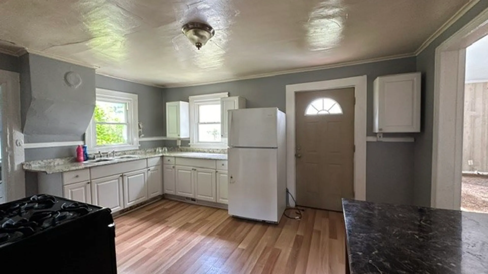 Property at 32 Grape Street, Rochester, NY 14608 3