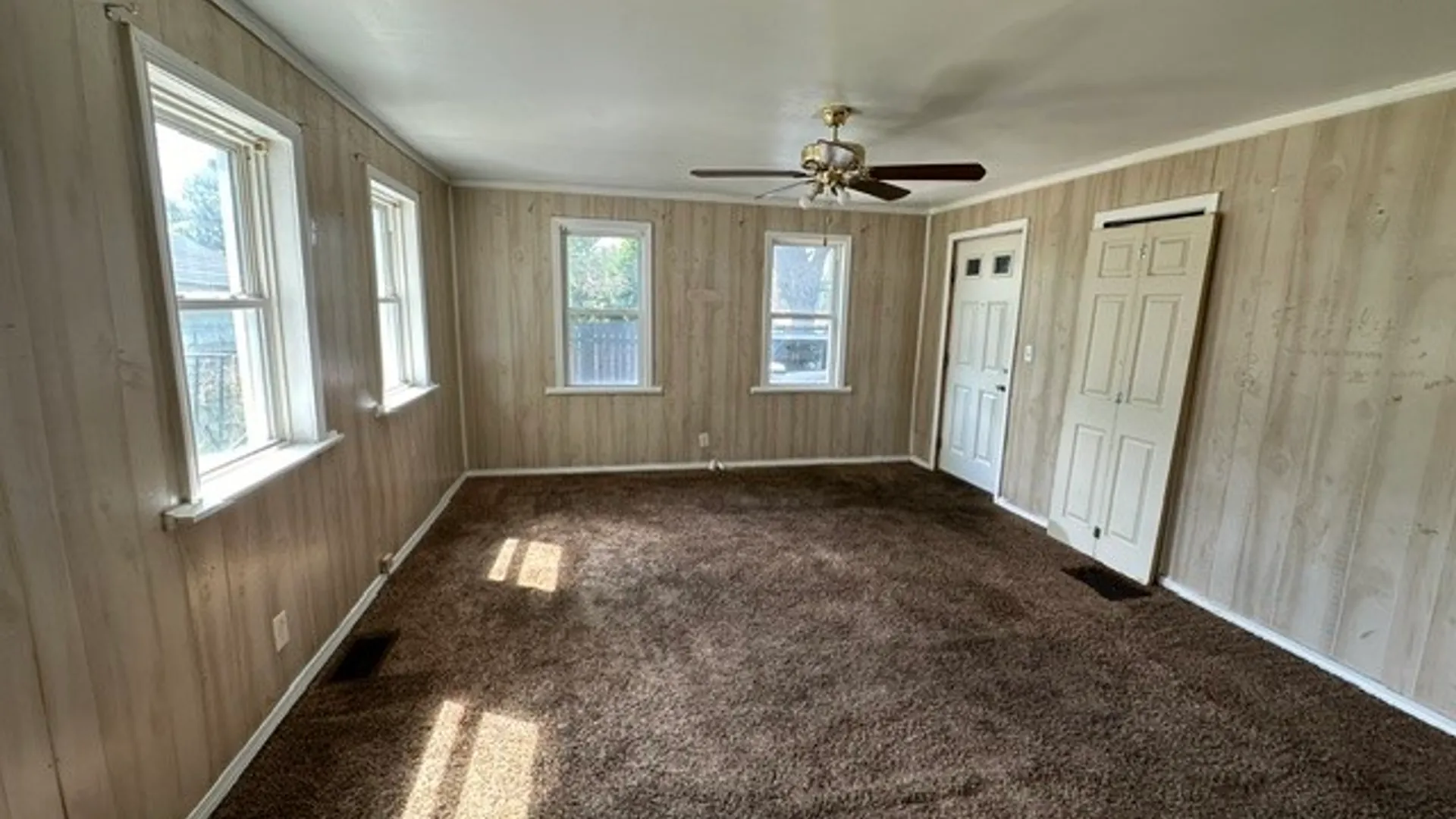 Property at 32 Grape Street, Rochester, NY 14608 7
