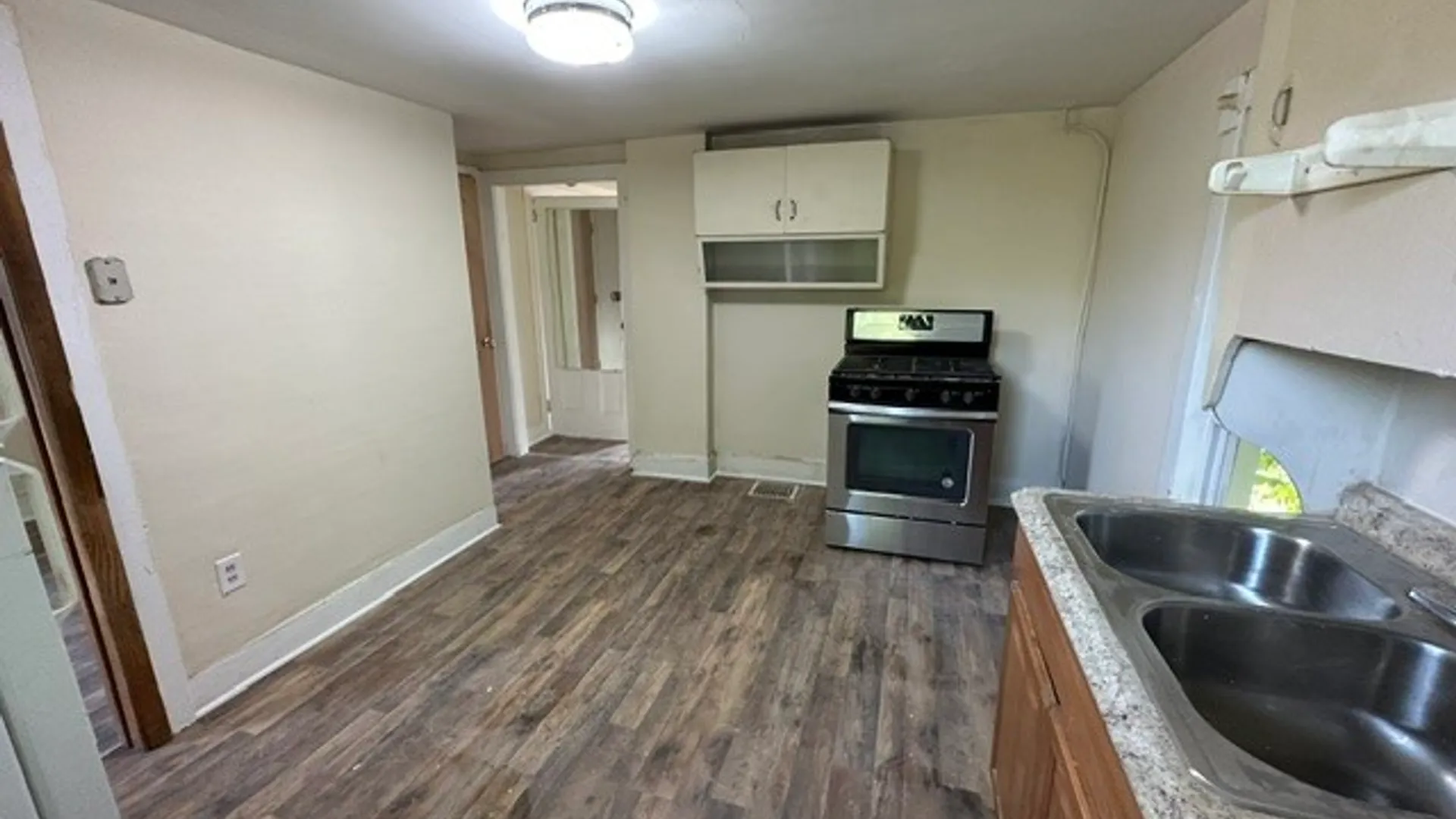 Property at 32 Grape Street, Rochester, NY 14608 17