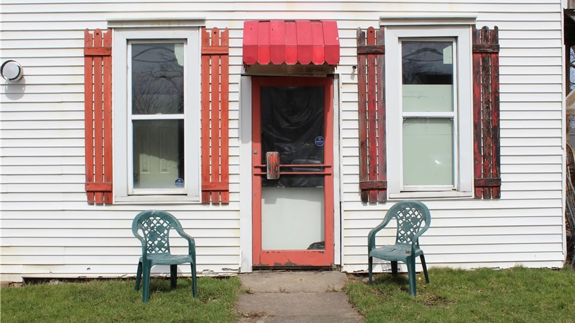 Property at 207-221 Washburn Street, Lockport City, NY 14094 4