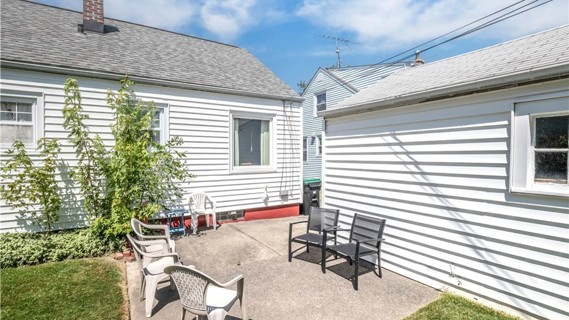 Property at 31 Wendover Avenue, Tonawanda, NY 14223 35