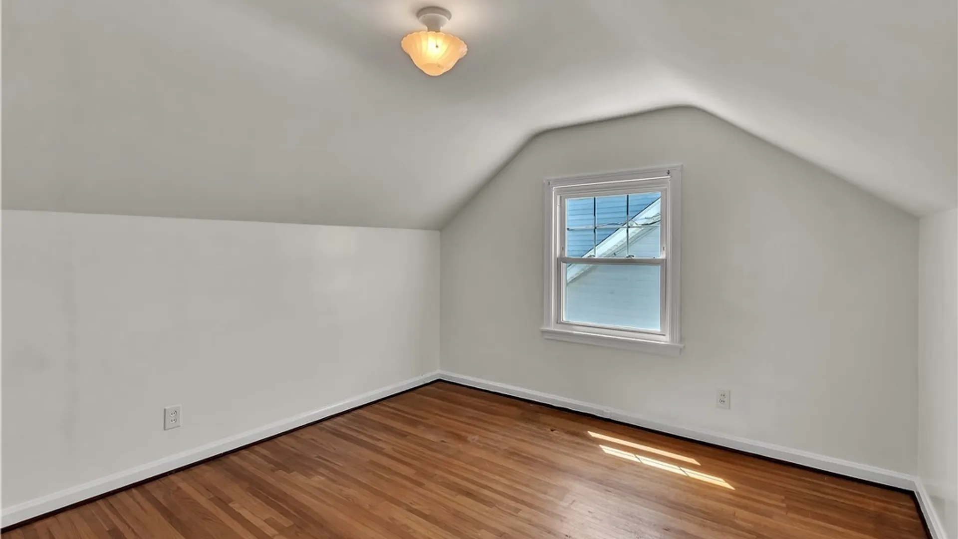 Property at 31 Wendover Avenue, Tonawanda, NY 14223 21