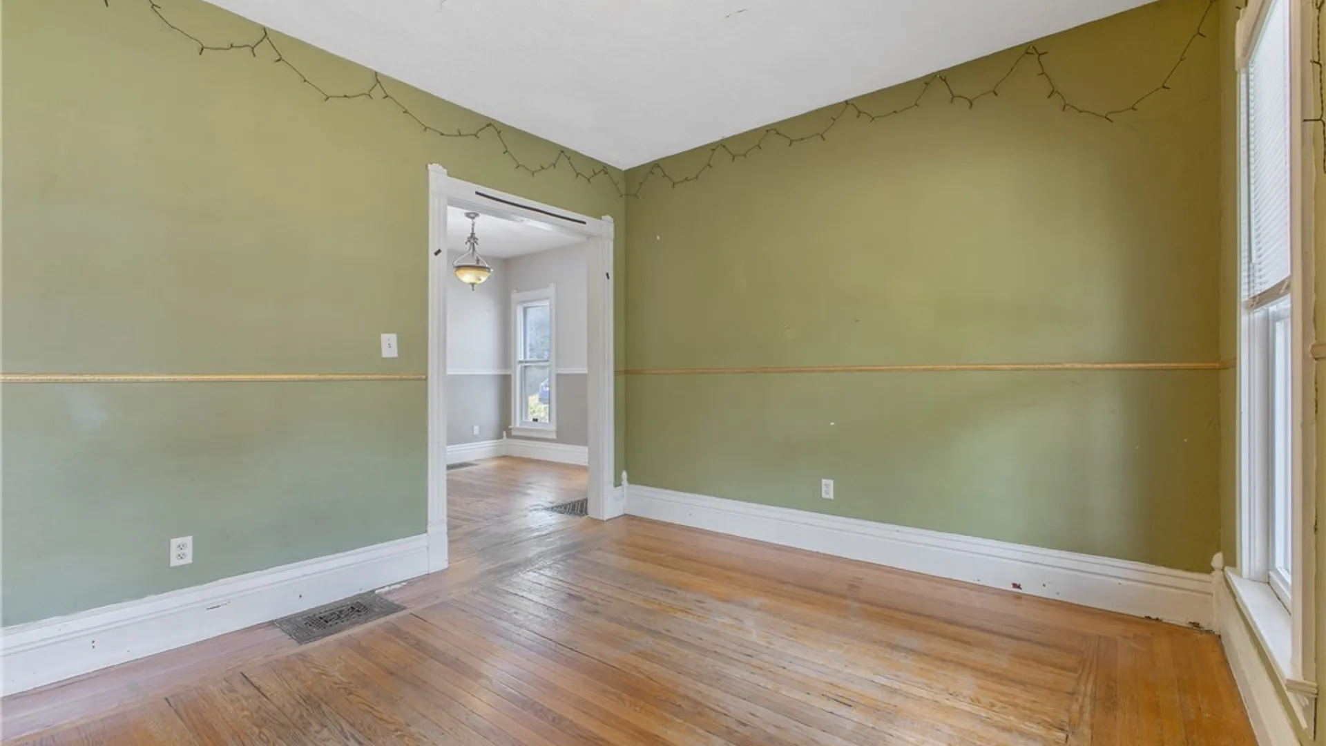 Property at 548 Columbus Avenue, Syracuse, NY 13210 10