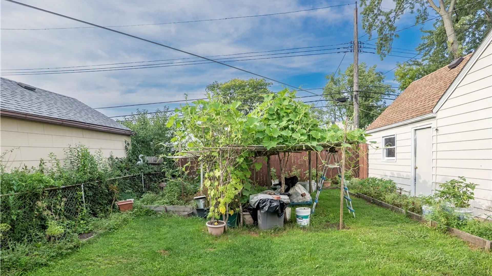 Property at 223 Renwood Avenue, Tonawanda, NY 14217 39